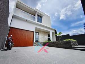 RUMAH BARU SIAP HUNI Di Komplek Setiabudhi Regency Dekat UPI SUKASARI Bandung lokasi di Sukasari, tersedia melalui melalui situs Olx