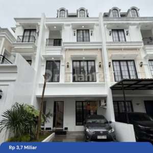 Rumah Baru Siaphuni 3 Lantai Di Kalibata Pancoran Jakarta Selatan , tersedia melalui melalui situs Rumah123