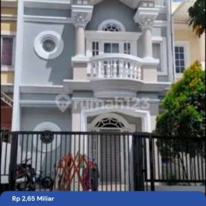 Rumah Cantik 2 Lantai Siap Huni Di City Resort Residence Malibu, Cengkareng. , tersedia melalui melalui situs Rumah123