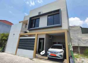 Rumah Cantik 2Lt Cluster Nyaman di Colomadu lokasi di ",
          price: `1200000000`,
          currency: `IDR`
    };


    let pageData = {
        viewPhoneModalField: , tersedia melalui melalui situs Lamudi