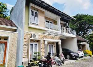 Rumah Cantik Nyaman Dalam Perumahan Cluster di Gedongan Colomadu Karanganyar lokasi di gedongan, tersedia melalui melalui situs Lamudi