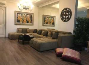 Rumah cantik rapi terawat Sutera Tiara Alam Sutera full renov lokasi di kunciran, tersedia melalui melalui situs Lamudi