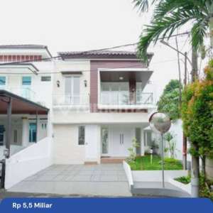 Rumah Cantik Siap Huni 15 Menit ke Cilandak Town Square Dibantu KPR J33899 , tersedia melalui melalui situs Rumah123