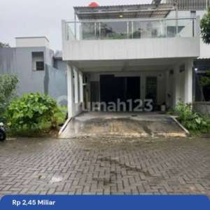 Rumah Casa Jardin Renov 2.5 Lantai Harga Murah , tersedia melalui melalui situs Rumah123