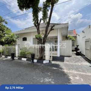 Rumah Classic Vintage Dekat Malioboro dan Kraton Dalam Beteng , tersedia melalui melalui situs Rumah123