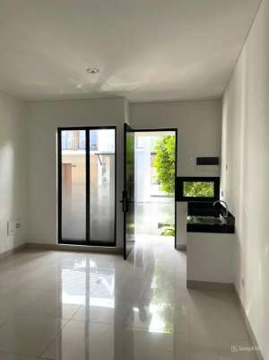 Rumah Cluster Anthia Wisteria 7x12 84m Metland Menteng Cakung lokasi di Bekasi Barat, tersedia melalui melalui situs Olx