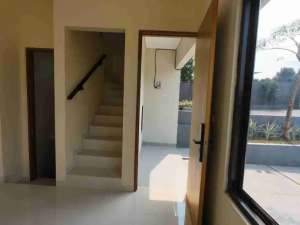 Rumah cluster Siap huni di Cibinong Bogor 2 lantai luas KPR strategis 15 menit ke stasiun Bojong gede dan pintu tol Cibinong Citeureup lokasi di Bojonggede, tersedia melalui melalui situs Olx