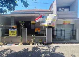 RUMAH DAN KOS DI JL KIJANG GAYAMSARI PEDURUNGAN SEMARANG lokasi di ",
          price: `760000000`,
          currency: `IDR`
    };


    let pageData = {
        viewPhoneModalField: , tersedia melalui melalui situs Lamudi