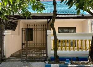 Rumah DeltaSari Indah E 351 lokasi di ",
          price: `690000000`,
          currency: `IDR`
    };


    let pageData = {
        viewPhoneModalField: , tersedia melalui melalui situs Lamudi