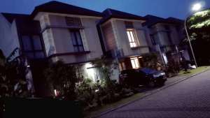 Rumah di eminent cluster Precia bsd city lokasi di Pagedangan, tersedia melalui melalui situs Olx