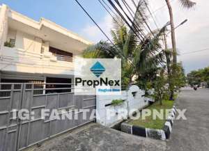 Rumah di Green Garden blok N Jakbar lokasi di ",
          price: `6500000000`,
          currency: `IDR`
    };


    let pageData = {
        viewPhoneModalField: , tersedia melalui melalui situs Lamudi
