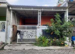 RUMAH DI JALAN SEMEMI, BENOWO, SURABAYA lokasi di sememi, tersedia melalui melalui situs Lamudi