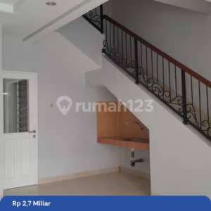 Rumah di Perumahan Permata Mediterania, Turun Harga 2.7m Nego Sampai Deal Jakata Barat, Jakarta Barat , tersedia melalui melalui situs Rumah123