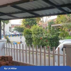 Rumah Di Pharmindo Bangunan Lama Lokasi Nyaman Dekat Cijerah , tersedia melalui melalui situs Rumah123