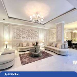 Rumah di Royal Gading Mansionn , tersedia melalui melalui situs Rumah123