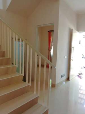 Rumah di Serpong Lagoon Siap Huni lokasi di Setu, tersedia melalui melalui situs Olx