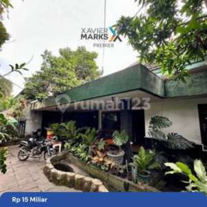 RUMAH DI TENGAH KOTA MALANG SELANGKAH DARI MOG , tersedia melalui melalui situs Rumah123