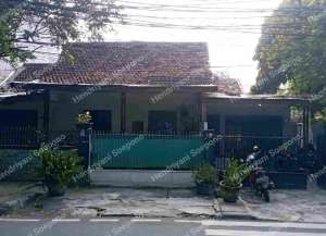 RUMAH DIJUAL BENDUNGAN HILIR PEJOMPONGAN JAKARTA PUSAT lokasi di bendungan-hilir, tersedia melalui melalui situs Lamudi
