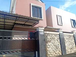 Rumah Dijual Lokasi Premium di Pasar Rebo Jakarta Timur lokasi di Kalisari, tersedia melalui melalui situs Olx