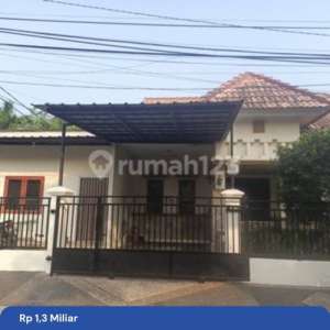 rumah dijual murah dekat dengan perumahan elite kota wisata cibubur , tersedia melalui melalui situs Rumah123