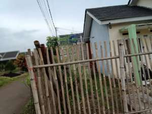 Rumah dijual over kredit, pinggir jalan utama Hook pesona Kahuripan 4 lokasi di Cileungsi, tersedia melalui melalui situs Olx