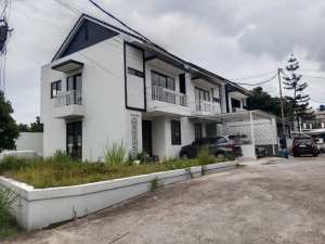 Rumah Dinamis Baru Hook di Antapani dkt RS Santo Yusup Kiaracondong Cikutra Cicadas lokasi di Bandung Wetan, tersedia melalui melalui situs Olx