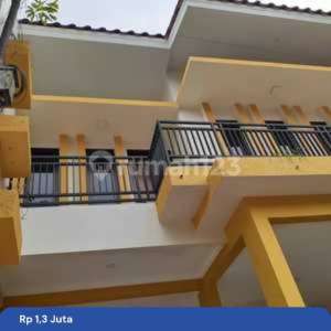 Rumah Dua Lantai Pondok Tirta Mandala SHM , tersedia melalui melalui situs Rumah123