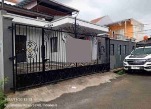 Rumah Fress Hook Siap Huni Pondok Bambu Poncol Residence lokasi di ",
          price: `2100000000`,
          currency: `IDR`
    };


    let pageData = {
        viewPhoneModalField: , tersedia melalui melalui situs Lamudi