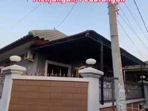 Rumah FULL FURNISHEDhook dkt Masjid di Menjangan Indah Palebon lokasi di Pedurungan, tersedia melalui melalui situs Olx