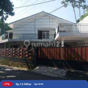 Rumah Gadog Puncak 2 Lantai Buat Usaha Pinggir Jalan Raya Gadog Puncak Bogor Jawa Barat , tersedia melalui melalui situs Rumah123