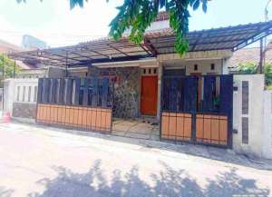 rumah gentan 168 m2 turun harga area perumahan lokasi di gentan, tersedia melalui melalui situs Lamudi