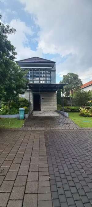 Rumah graha natura samping tamanplayground 6x15 meter ada 2 kamar lokasi di Sambikerep, tersedia melalui melalui situs Olx