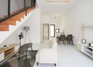 Rumah Hadap Selatan 7 menit ke CitiPlaza Kutabumi Dibantu KPR J-19871 lokasi di pasar-kemis, tersedia melalui melalui situs Lamudi