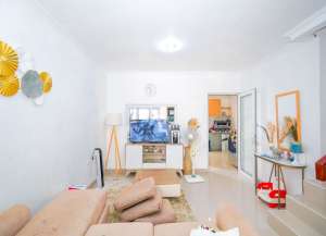 Rumah Hadap Timur 15 Menit ke The Park Sawangan Dibantu KPR J-36847 lokasi di sawangan-1, tersedia melalui melalui situs Lamudi