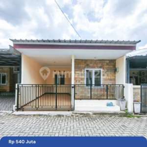 Rumah Hadap Timur dekat Cibinong City Mall Dibantu KPR J-38749 , tersedia melalui melalui situs Rumah123