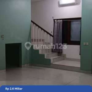 Rumah Harga Bagus Dan Kondisi Bagus Lebar 9 Shm Di Zebrina Jgc Jakarta Garden City Cakung Jakarta Timur , tersedia melalui melalui situs Rumah123