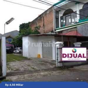 Rumah hook LT 569 m2 siap huni strategis di Pekayon Bekasi , tersedia melalui melalui situs Rumah123