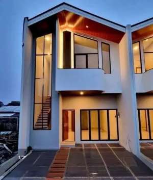 Rumah Indent Casa Damai Jagakarsa Ciganjur Dkt Ragunan - Cilandak lokasi di Cinere, tersedia melalui melalui situs Olx