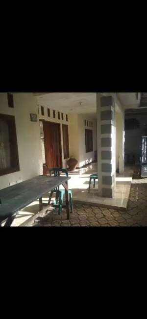 rumah kampung SHM masuk mobil di sawangan depok lokasi di Sawangan, tersedia melalui melalui situs Olx