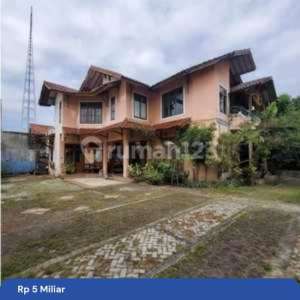 Rumah Klasik Akses Jalan Besar Untuk Workshop Di Joglo Jakbar , tersedia melalui melalui situs Rumah123