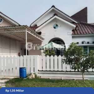 Rumah Klasik Cantik Dijual Di Cluster Telaga Kahuripan Parung Bogor , tersedia melalui melalui situs Rumah123