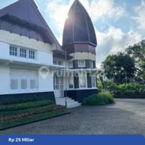 Rumah Kolonial Sangat Terawat dan Kokoh di Klojen Malang , tersedia melalui melalui situs Rumah123