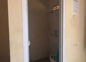 Rumah Komersial Dukuh Kupang lokasi di ",
          price: `7990000000`,
          currency: `IDR`
    };


    let pageData = {
        viewPhoneModalField: , tersedia melalui melalui situs Lamudi