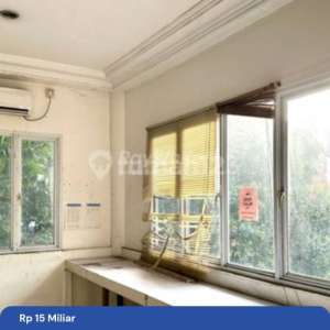 Rumah Komersil Di Jl Adiaksa Raya Lebak Bulus Jakarta Selatan Harga dekat NJOP Untuk Usaha Kuliner Guest House , tersedia melalui melalui situs Rumah123