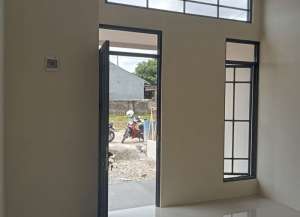 Rumah Komersil Murah di Sumber Cirebon lokasi di ",
          price: `425000000`,
          currency: `IDR`
    };


    let pageData = {
        viewPhoneModalField: , tersedia melalui melalui situs Lamudi