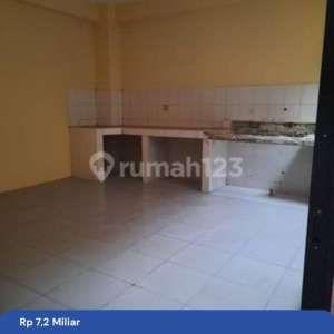 Rumah Layak Huni di Pluit , tersedia melalui melalui situs Rumah123