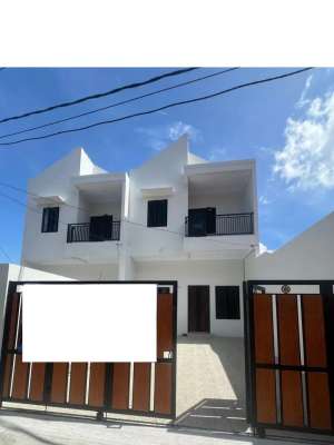 Rumah LB 110 SHM 15 Mnt ke AEON Mall Tanjung Barat Dibantu KPR J-35045 lokasi di Pasar Rebo, tersedia melalui melalui situs Olx