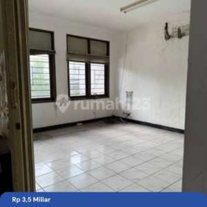 Rumah Lebar Murah Jalan Raya Peluang Investasi Bagus Untuk Usaha , tersedia melalui melalui situs Rumah123