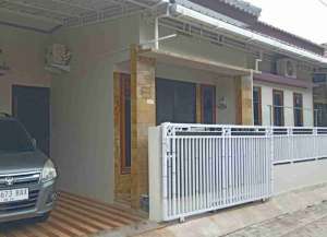 Rumah Lokasi Magersari Sidoarjo Kota lokasi di ",
          price: `650000000`,
          currency: `IDR`
    };


    let pageData = {
        viewPhoneModalField: , tersedia melalui melalui situs Lamudi