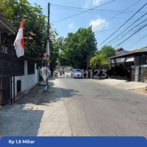 Rumah Lokasi Pinggir Jalan Cocok Untuk Usaha Kamala Lagon Bekasi , tersedia melalui melalui situs Rumah123